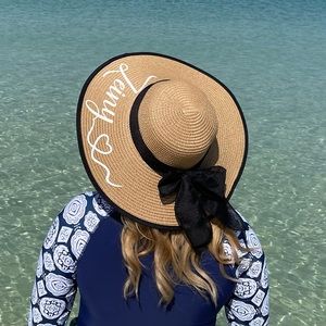 Meet your Posher, Leiny